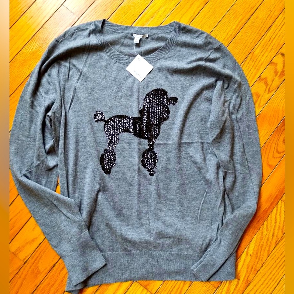 Grey sweater with black sequin